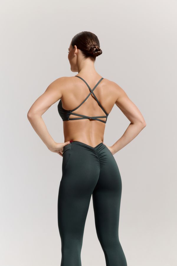 5520861baf4011f0822418c04d45c689_a172481fafeb11f0822518c04d45c689 FORSTRONG Топ Flare Mono Темно зеленый — изображение 1