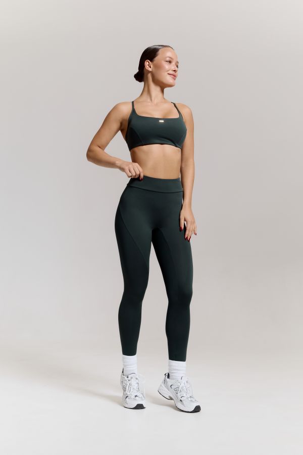 5520861baf4011f0822418c04d45c689_a1724821afeb11f0822518c04d45c689 FORSTRONG Топ Flare Mono Темно зеленый — изображение 3