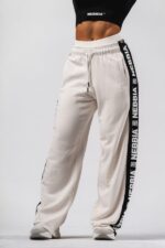 NEBBIA Брюки Straight Leg Sweatpants URBAN 490 CREAM