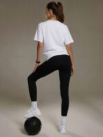 NEVERLATE Свободная футболка с принтом белая NW09.1380.2 — изображение 6