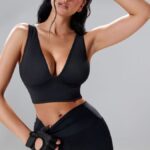 NEVERLATE Удлиненный спортивный топ-бра с легкой поддержкой черный NW08.1443.2