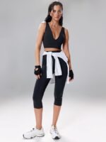 NEVERLATE Удлиненный спортивный топ-бра с легкой поддержкой черный NW08.1443.2 — изображение 3