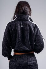 NEBBIA Свитшот Half-zip Leopard Sweatshirt 866 PRIMAL черный — изображение 3