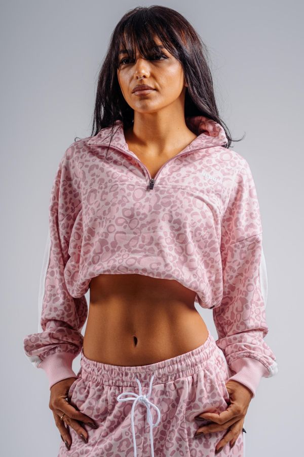 e203fff873ae11f1833618c04d45c689_9dd90b8973af11f1833618c04d45c689 NEBBIA Свитшот Half-zip Leopard Sweatshirt 866 PRIMAL розовый — изображение 1