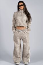 NEBBIA Свитшот Half-zip Leopard Sweatshirt 866 PRIMAL кремовый — изображение 6